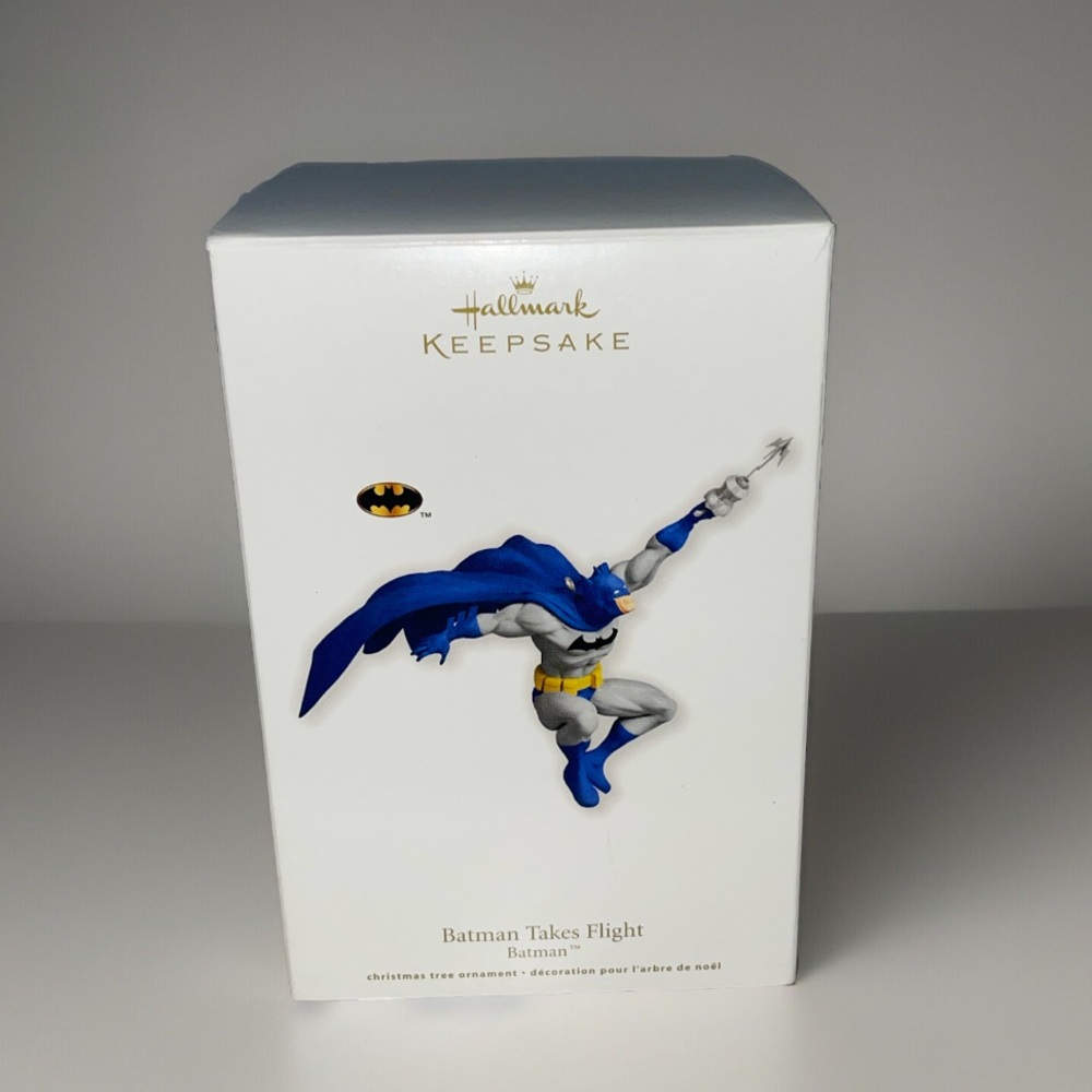 NOSTALGIA👾‎ Hallmark Keepsake Ornament Batman Takes Flight Batman DC Comics